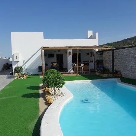 Rural A Afueras De Holiday home Montellano